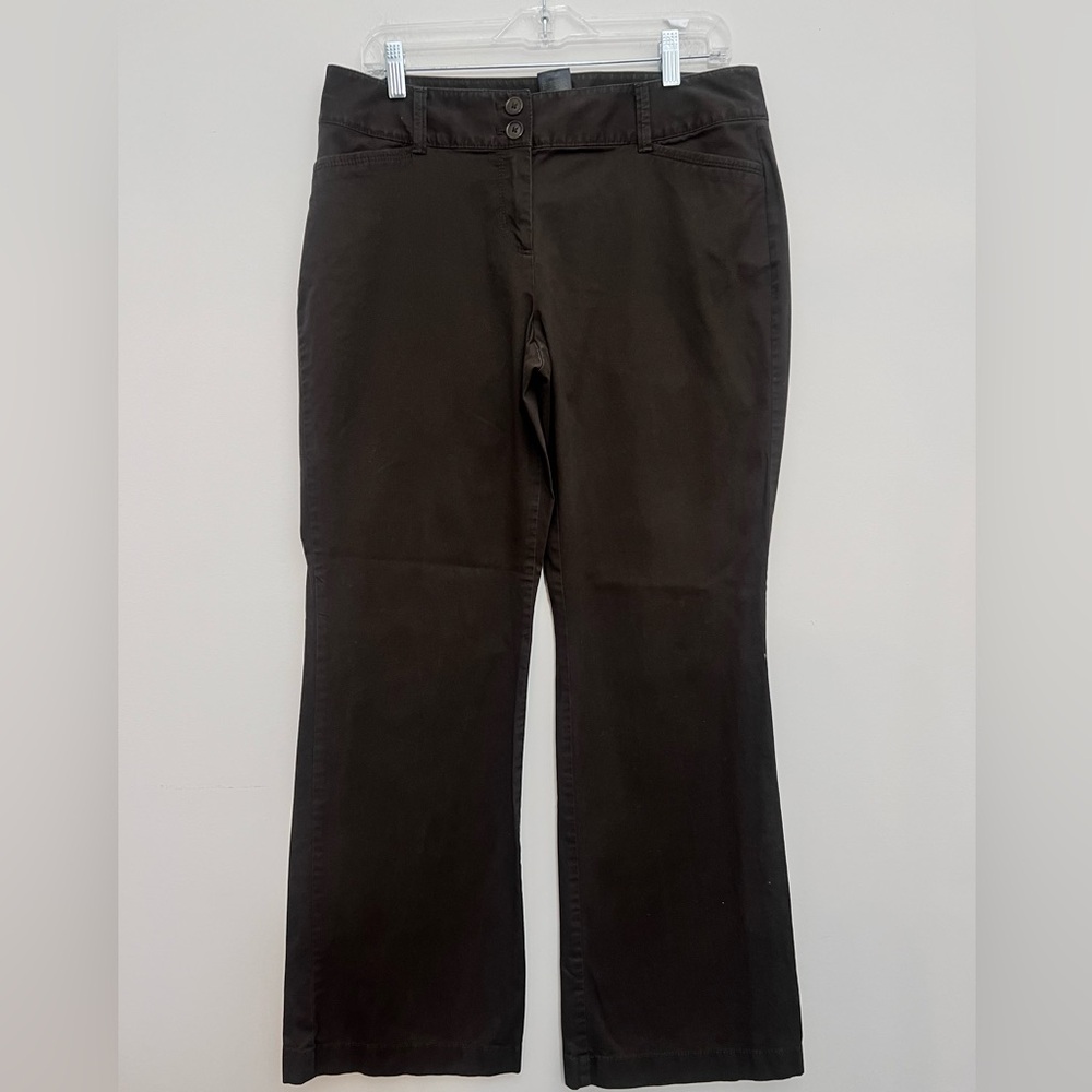 Ann Taylor Women’s Dark Brown Flare pants Curvy 10
